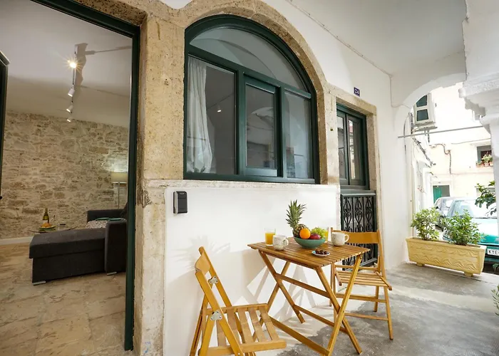 20-24 Old Town Corfu (city)